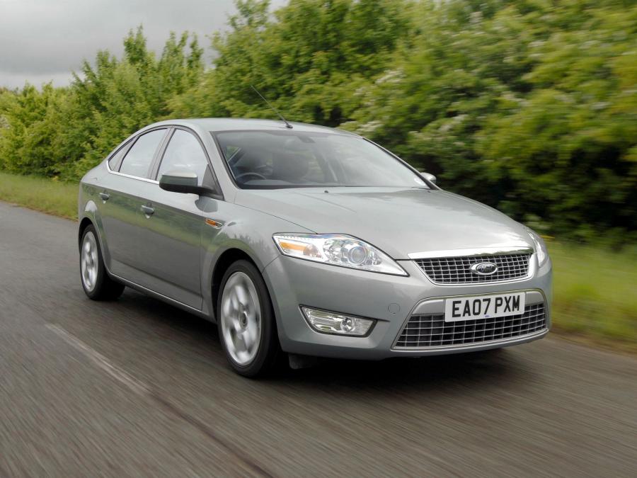  Ford Mondeo Hatchback 2007 года  (UK) (фото 6 из 19)